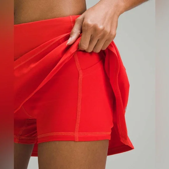NWT Lululemon Pace Rival Mid-Rise Skirt *Long Hot Heat size 4 - Picture 3 of 8